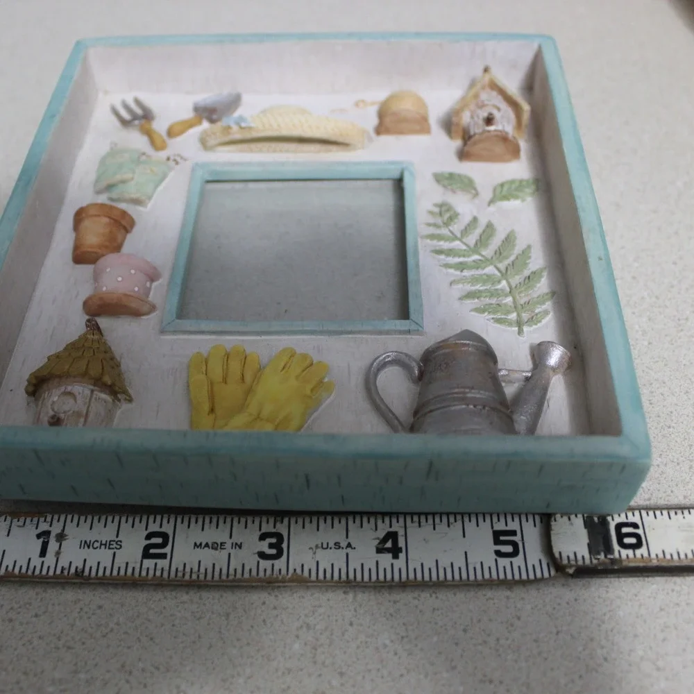 Garden Shadow Box Picture Frame 3D Relief Tools Birdhouse 5.5